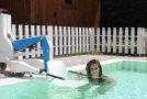 La piscina di Cascina si dota di un sollevatore mobile per disabili . “Un doveroso gesto di civiltà” commenta l’assessore allo sport Cosentini