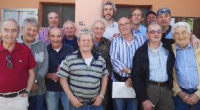 Orti sociali per anziani: a Pontedera consegnati gli appezzamenti ai nuovi ortolani