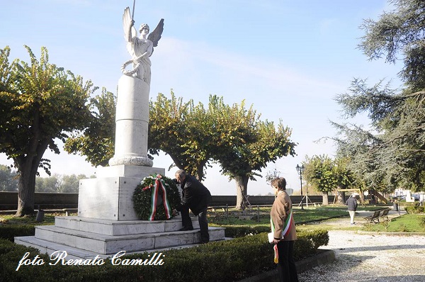 calcinaiacommemorazione-caduti-8-11-2015-camilli-9