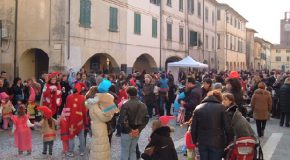Carnevale 2019, “martedì grasso” in corso a Cascina