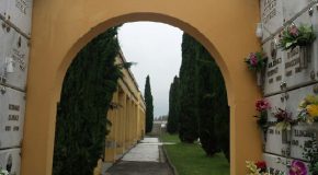 Aumento delle ore di apertura dei cimiteri di Calcinaia e Fornacette