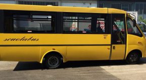 Liste di attesa interminabili per lo scuolabus, il comune di Pontedera risponde alla cittadina che parla di guasto informatico