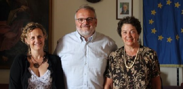 Il sindaco di Capannoli Arianna Cecchini con i colleghi Corrado Guidi (Bientina) e Lucia Ciampi (Calcinaia) durante una recente conferenza stampa dell'Unione Valdera